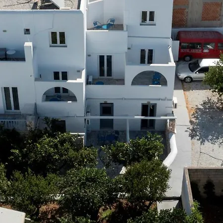 בית הארחה Aegeon Garden 3*