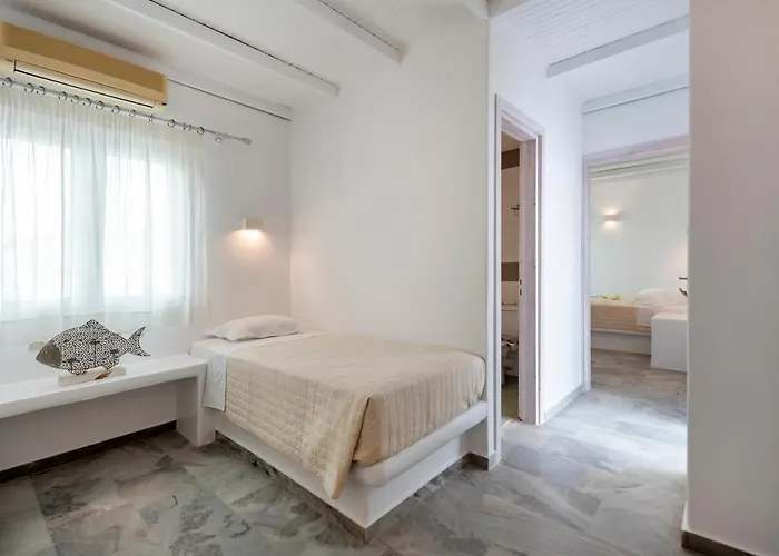 Aegeon Garden בית הארחה פארוס